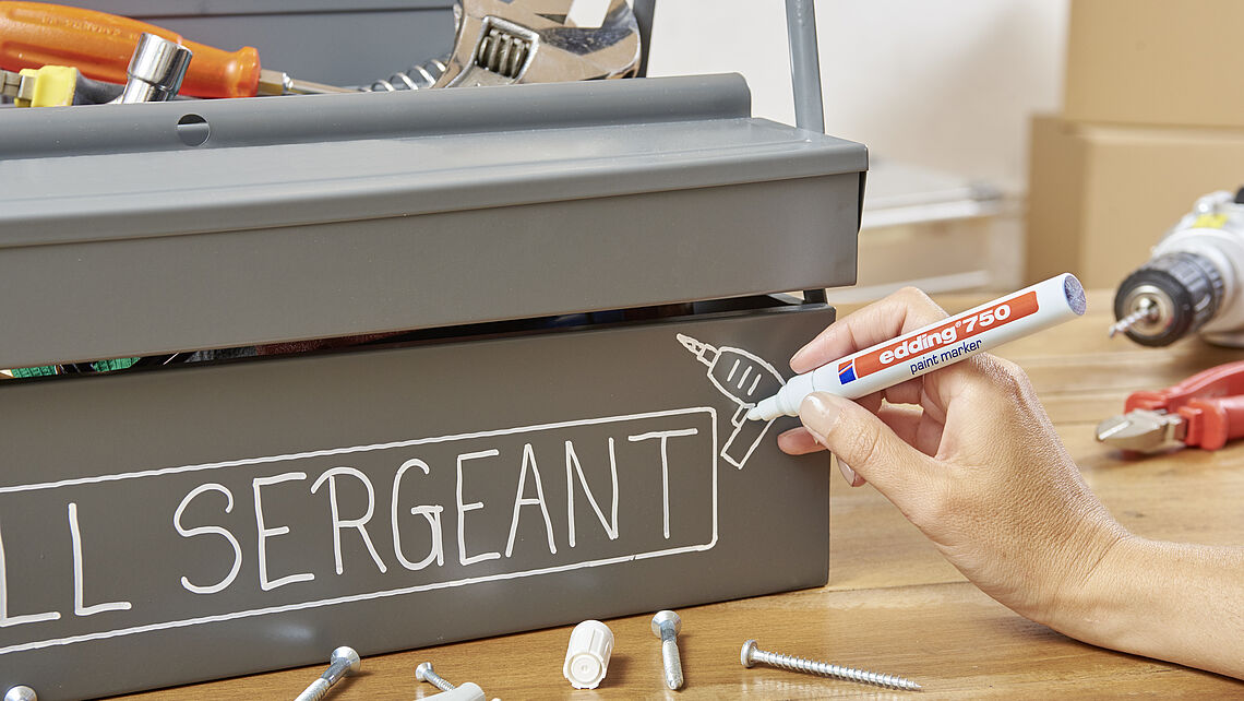 MARCADOR EDDING 750 PAIT MARKER PERMANENTE OPACO CASTANHO 007 2